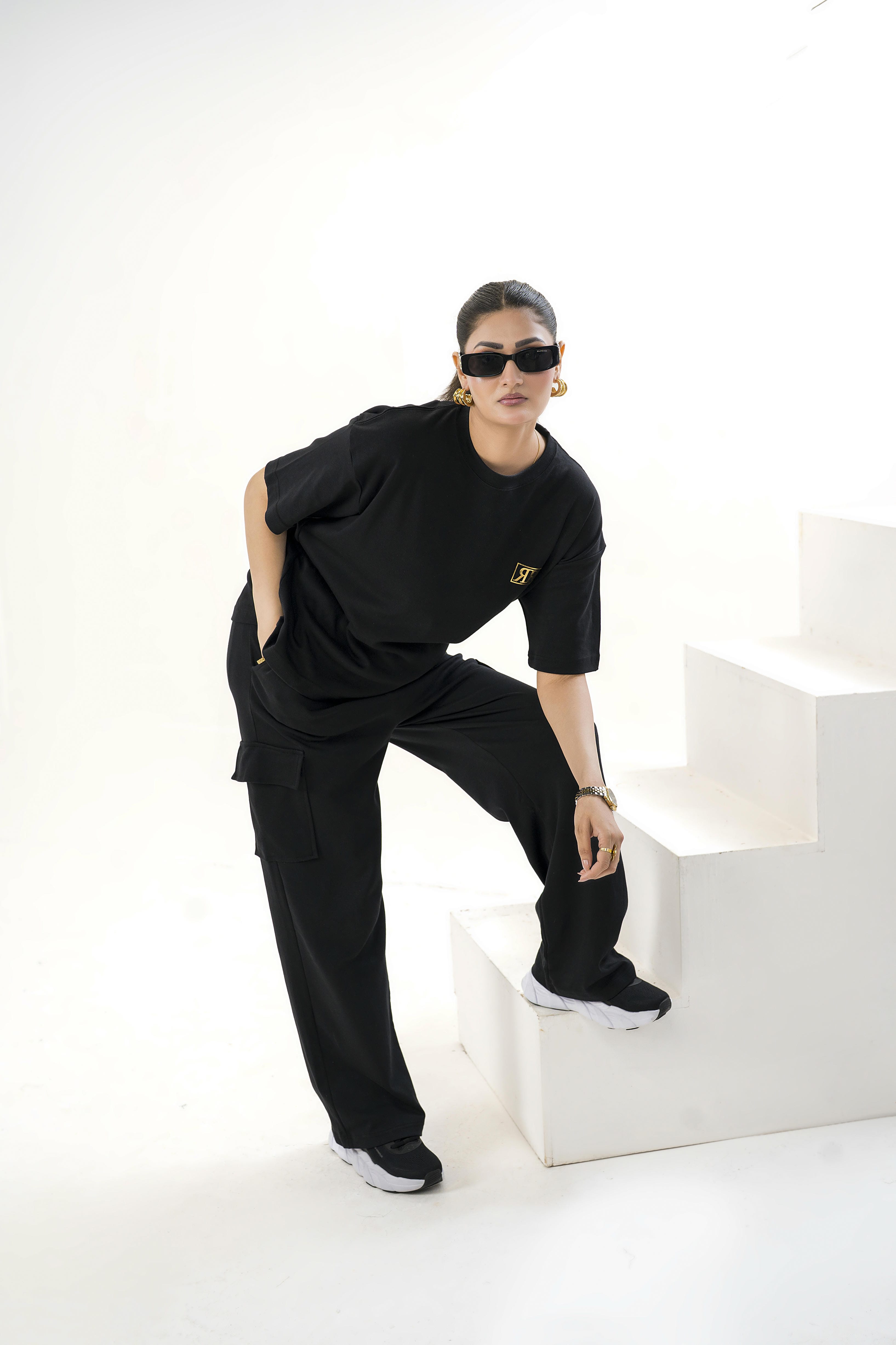 Female Drop Shoulder T-Shirt – BLACK