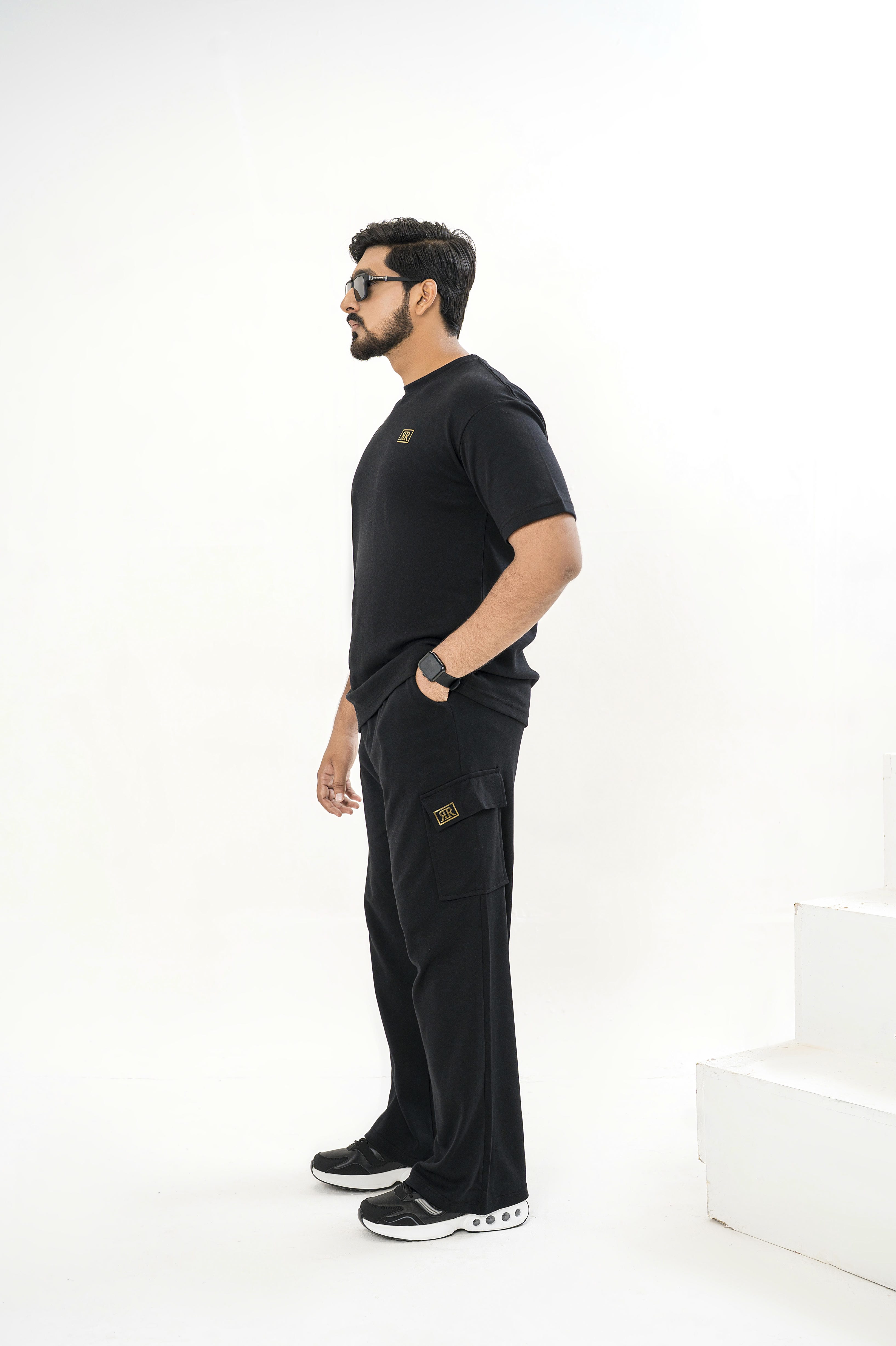 Men's Drop-Shoulder T-Shirt – Black with Front Logo