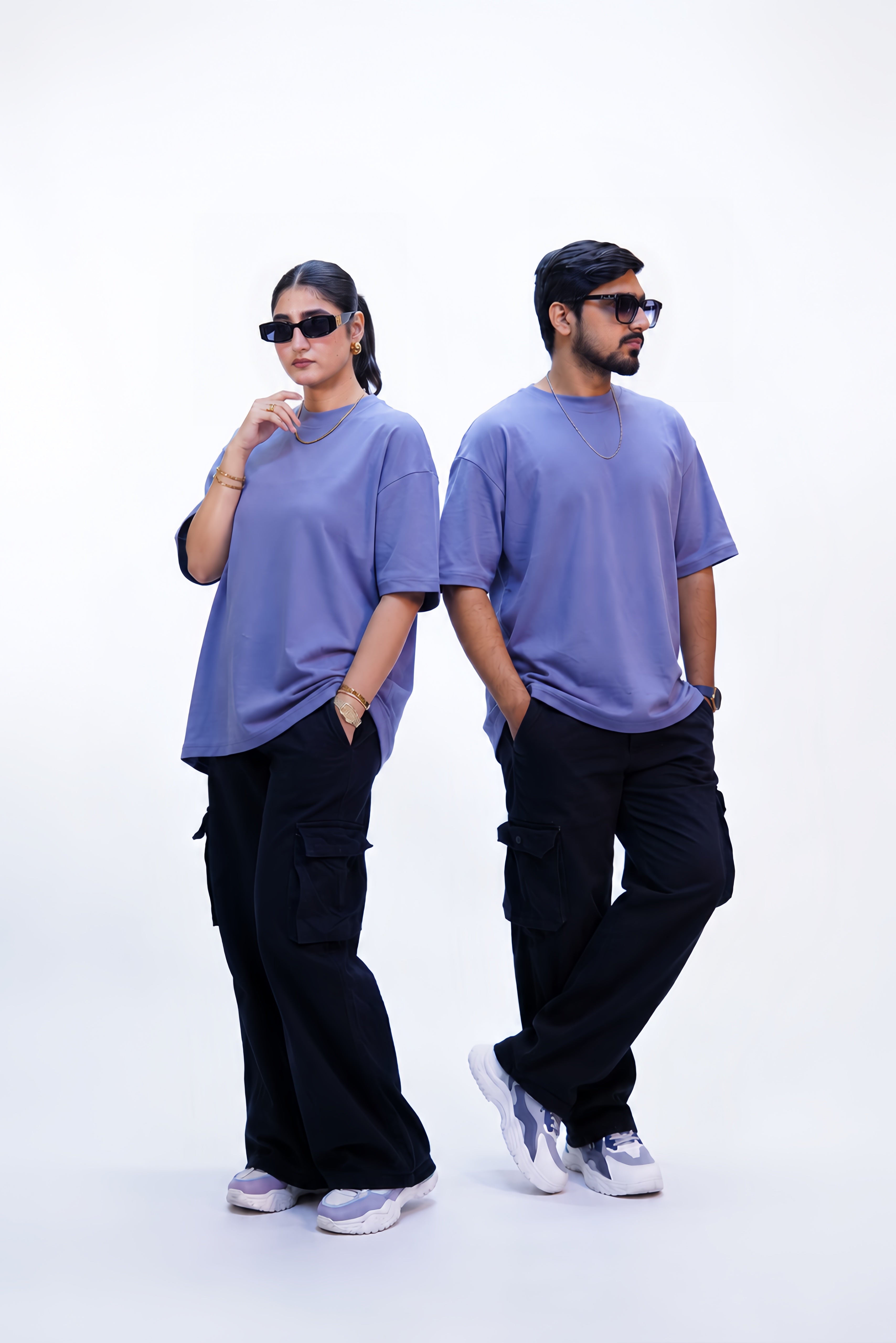 GRAY OVERSIZED T-Shirt (UNISEX) Main image