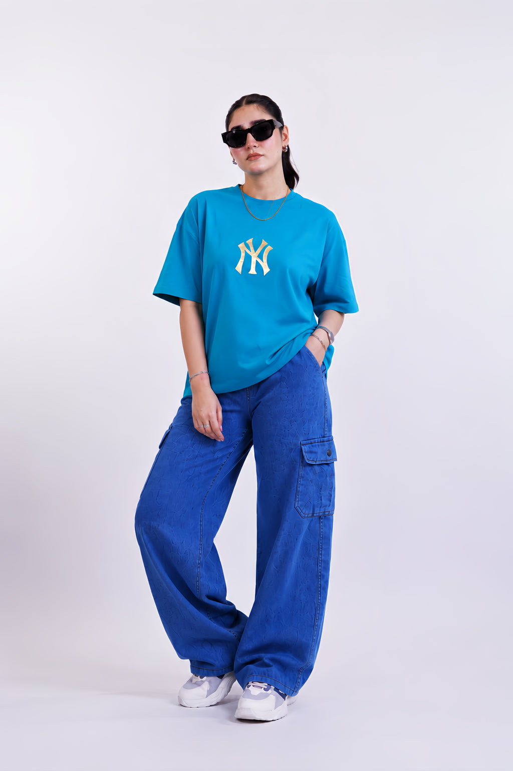 TURQUOISE DROPSHOULDER